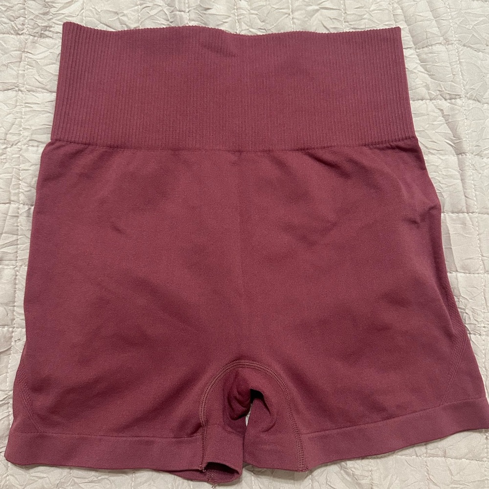 workout shorts stretchy